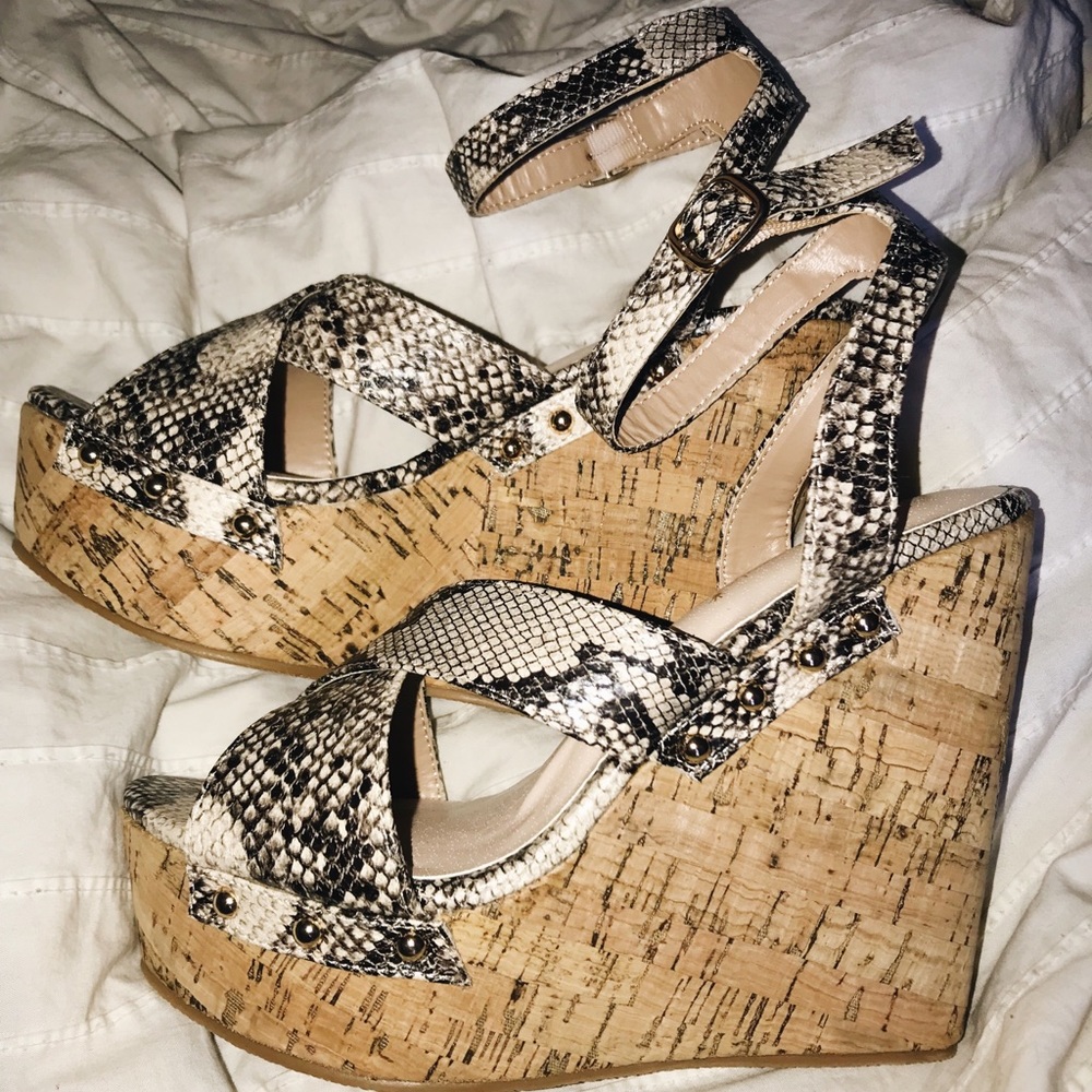 Snake skin wedges